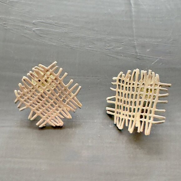 80's post earrings - Picture 1 of 2